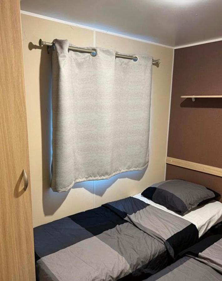 Mobil-home Des Iscles Campingplatz La Roque-d'Antheron